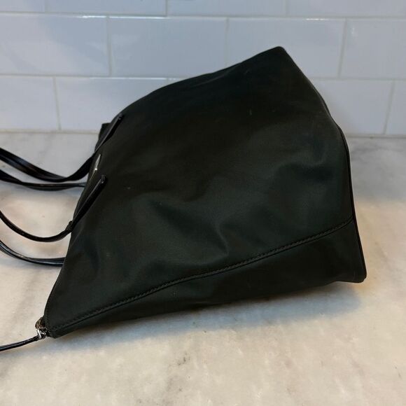 Kate Spade Purse Handbag Pocketbook Nylon Full Zip Medium Tote Shoulder Bag - Picture 9 of 15